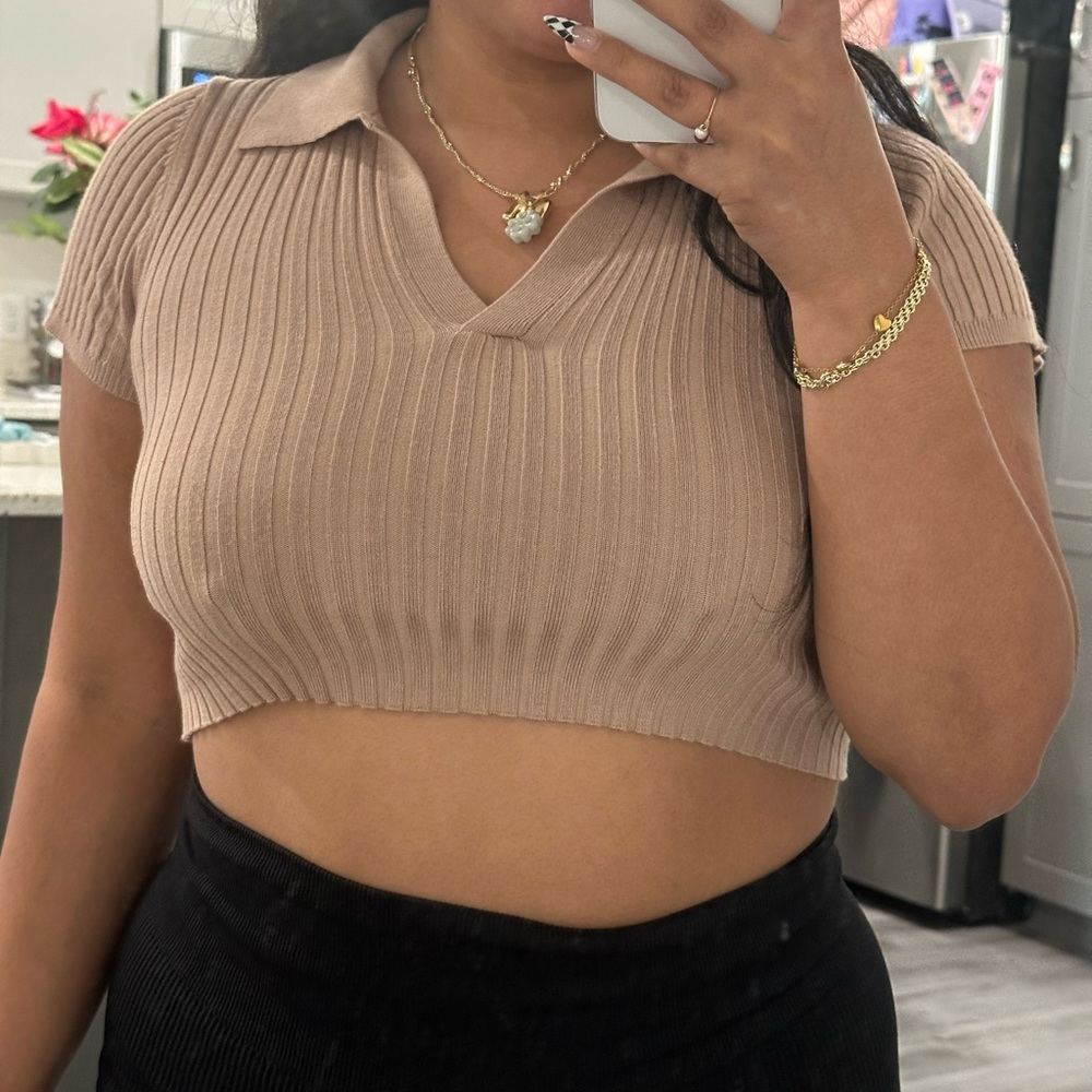 Women's Ribbed Knit Crop Top - Tan